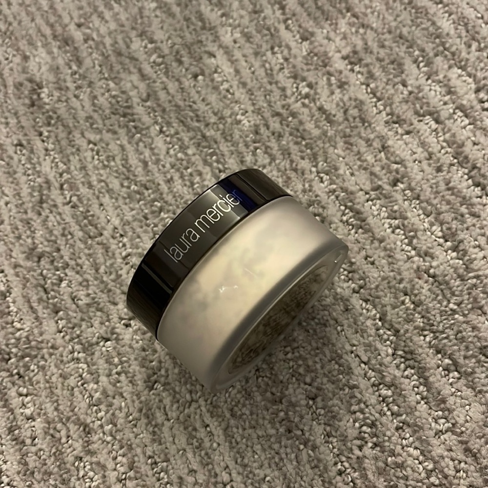 Laura Mercier Translucent Loose Setting Powder